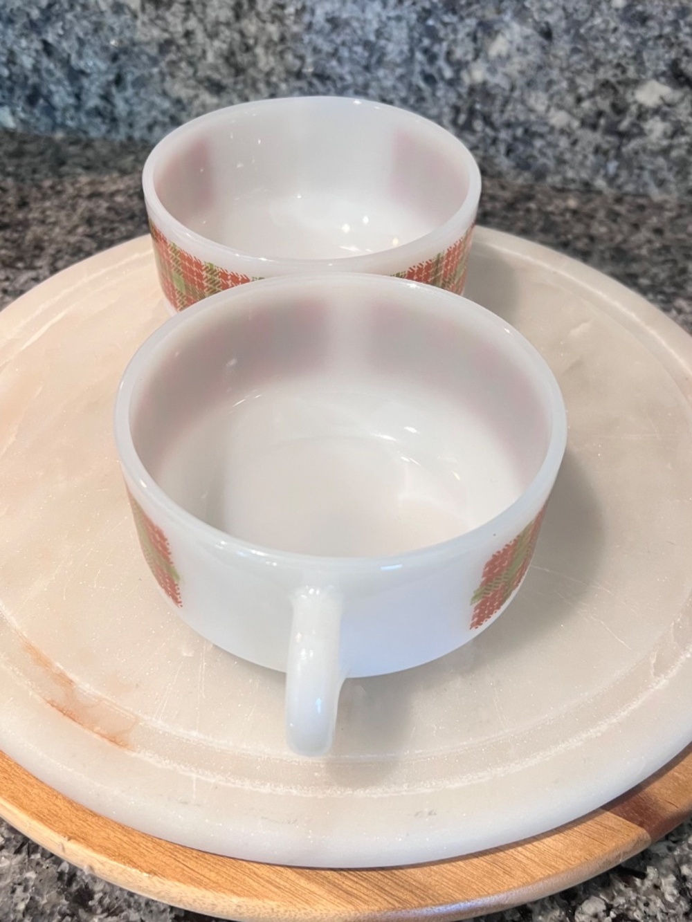 Glasbake J-2711 Red Green Plaid Milk Glass Soup Mugs Set of 2 USA - Picture 13 of 17